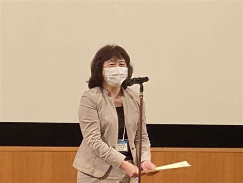 日髙寿美先生が優秀演題賞を受賞 ニュース 腎臓病総合医療センター 湘南鎌倉総合病院