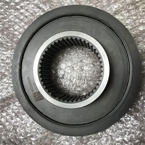 Sinotruk HOWO Spare Parts High End Cone Hub Assembly Wg2203100006