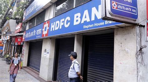 Rbi Gives Green Signal To Hdfc Hdfc Bank Merger Proposal Business