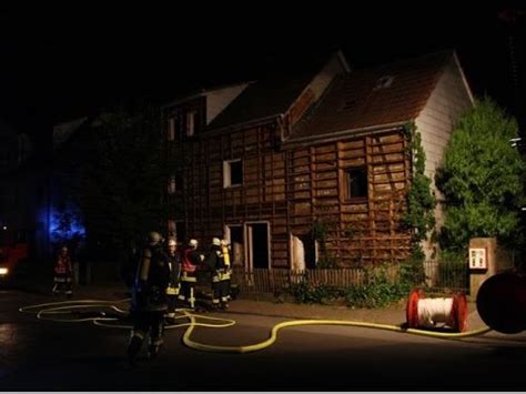 Feuer In Leerstehendem Haus In Bebra Brandstiftung Nicht