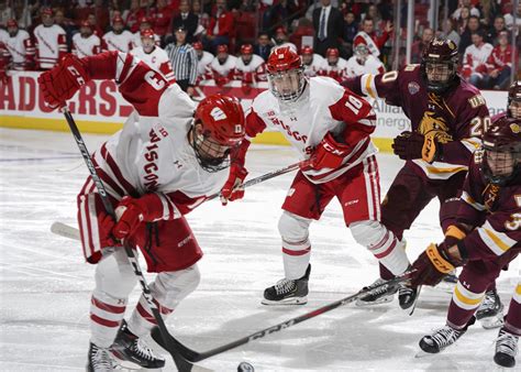 Badgers men's hockey team drubs 2-time defending national champion ...