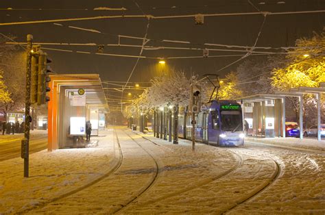 Uhr R Wagen Steht Auf Dem Mittelgleis Am Roma Flickr