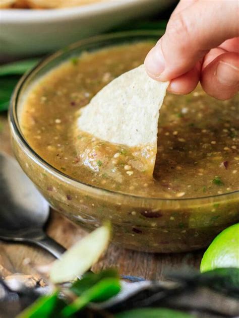 Chipotle Tomatillo Green Chili Salsa Savor The Flavour