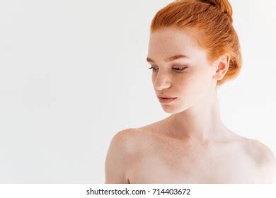 Close Picture Attractive Naked Ginger Woman Stock Photo 714403672