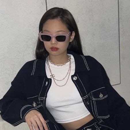 Jennie Blackpink Lq Icon Looking For Love Jennie Blackpink Kurt