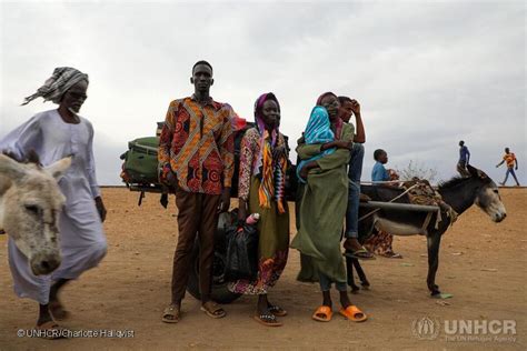 Unhcr United States On Twitter Rt Refugees Intense Fighting