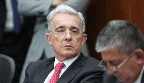 Alvaro Uribe Vélez Declaración en Libertad Mundo al Día