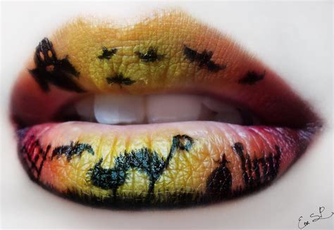 12 Insanely Cool Halloween-Themed Lip Makeup To Look Spooky With ...