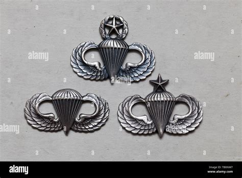 Us army badge hi-res stock photography and images - Alamy