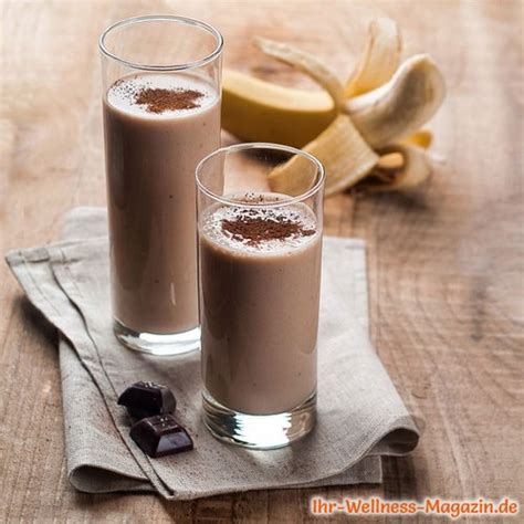 Schoko Proteinshake mit Banane Eiweißshake Rezept zum Abnehmen