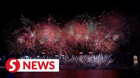 China National Day fireworks return to Hong Kong | TheStarTV.com