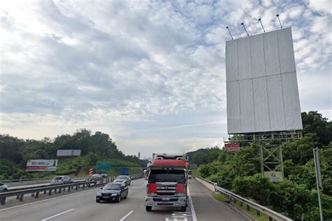 Firstboard 2 Sided Unipole Billboard Along North South Expressway