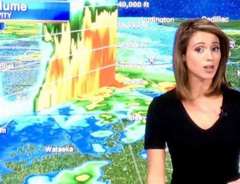 I Raise You Chicagos Classiest Meteorologist Cheryl Scott 21 Photos