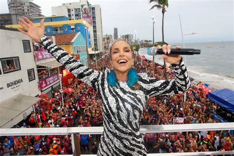 Ivete Sangalo Puxa Bloco No Carnaval De Salvador E Dispara Ainda Vou