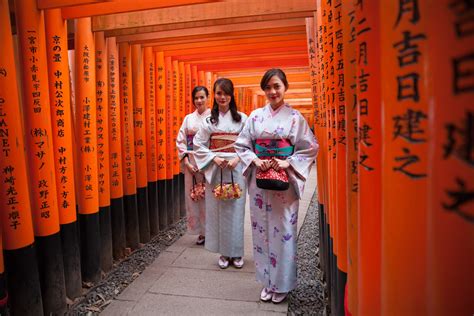 Japan Economy: An In-Depth Look at Sector-Specific Trends - Traderpits