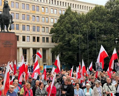 Katowice Protest W Obronie Ks Micha A Olszewskiego Radiomaryja Pl