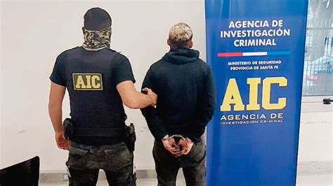 Rosario Cayó El Sicario Que Baleó Dos Sedes Policiales Y Dejó Una Amenaza Para Un Fiscal Infobae