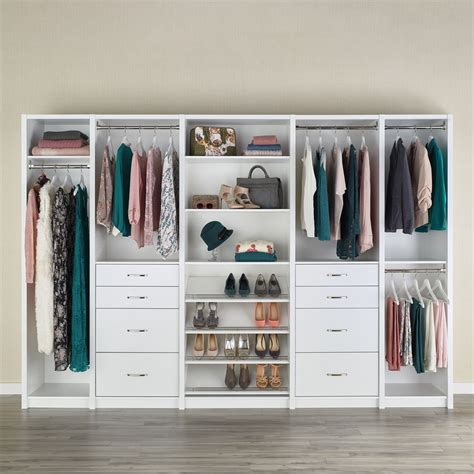 Closet Design: Organize Your Wardrobe Efficiently