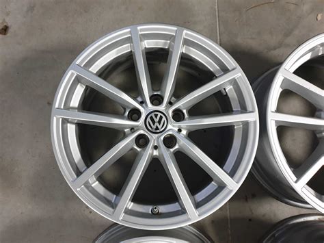 Alufelgi 17 VW Golf VII Passat B6 B7 B8 Cc Touran Caddy Tiguan 5x112