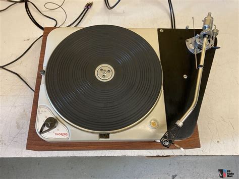 Thorens TD 124 Turntable With SME 3012 Tonearm