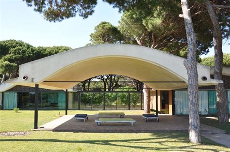 Antoni Bonet Castellana La Ricarda Casa Gomis Case Study Houses