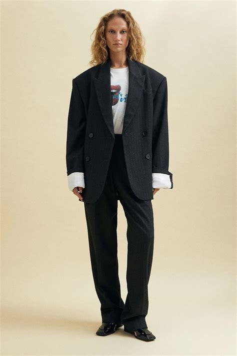 Resort 2025 Fashion Trend - Suiting Reimagined | The Impression