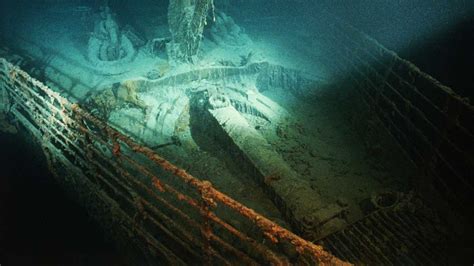 Submersible Touring Titanic Wreckage Goes Missing