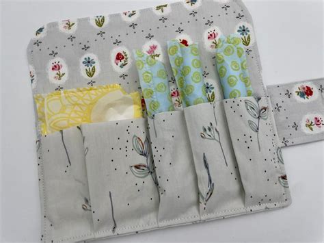 White Tampon Case Sanitary Pad Pouch Floral Tampon Bag Women S Wall