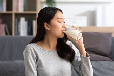 Keuntungan Minum Susu Sebelum Tidur Salah Satunya Membuat Tidur