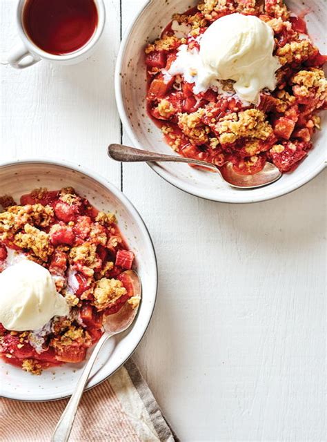 Croustade aux fraises et à la rhubarbe sans gluten RICARDO