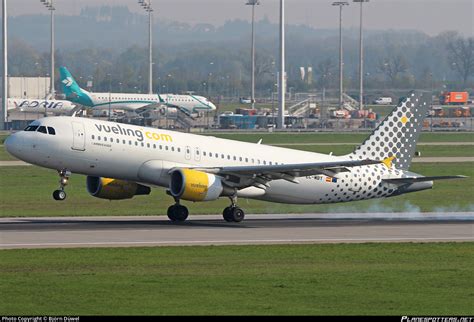 Ec Mby Vueling Airbus A Photo By Bj Rn D Wel Id