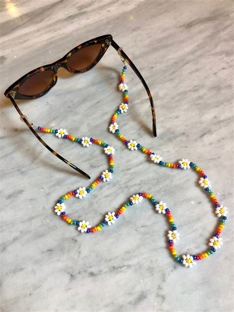 Buy Daisy Beaded Sunglass Chain Mask Lanyard Explore Now Online In India Etsy Beaded