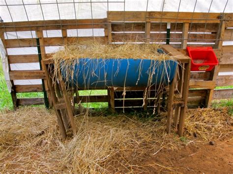 Pallets Hay Feeder Ideas Pallet Ideas