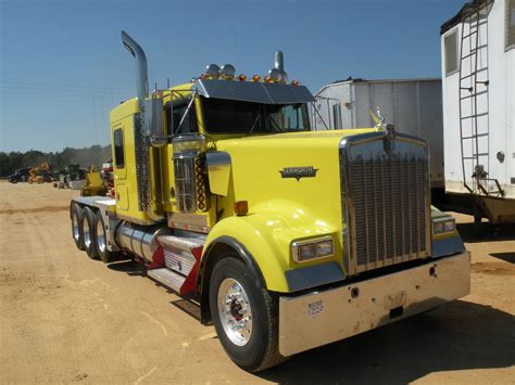 2000 Kenworth W900l Tri Axle Truck Tractor Jm Wood Auction Company Inc