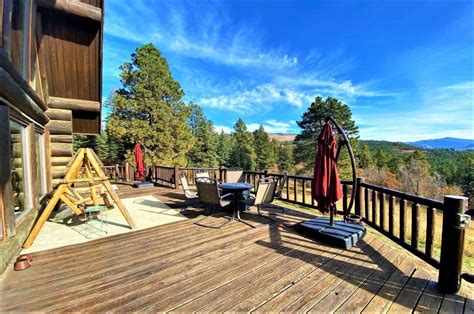 11 Cozy Mountain Cabins in Colorado for an Adventure Getaway