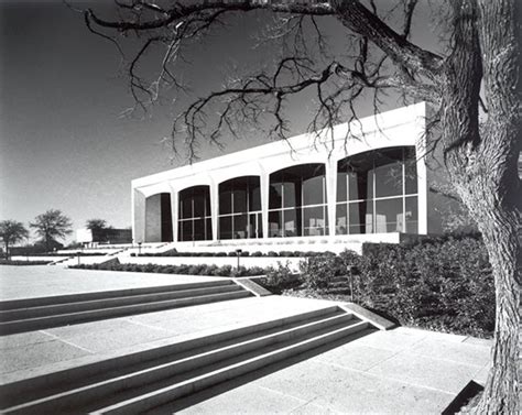 AMON CARTER MUSEUM GB Design