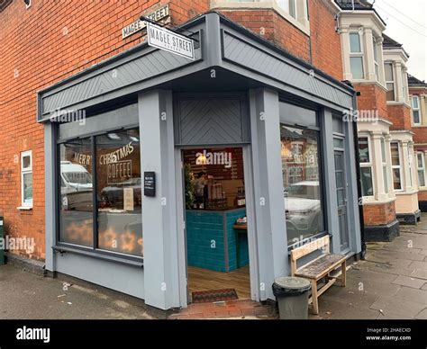 Bakery Shop Magee Street And Derby Road Northampton Uk Bakers Food