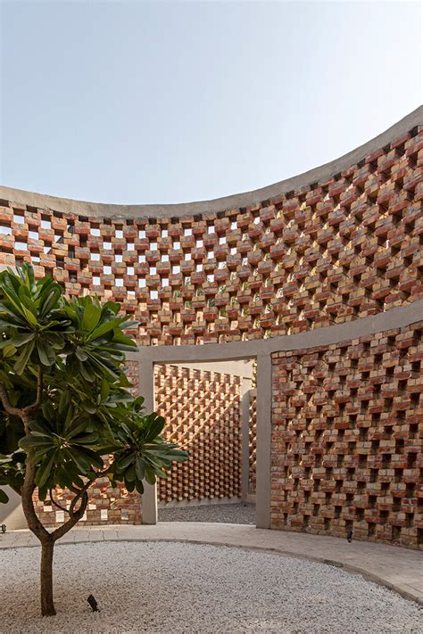 Rlda Designs Brick House In New Delhi With Perforations And Projections