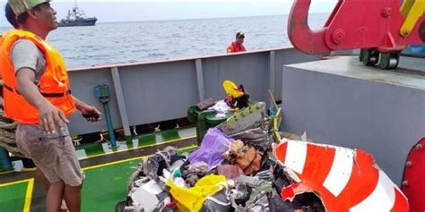 Basarnas Mencari Lokasi Black Box Lion Air Jt Hingga Kini Belum