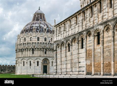 Pisa Baptistery And Cathedral Tuscany Italy Stock Photo Alamy