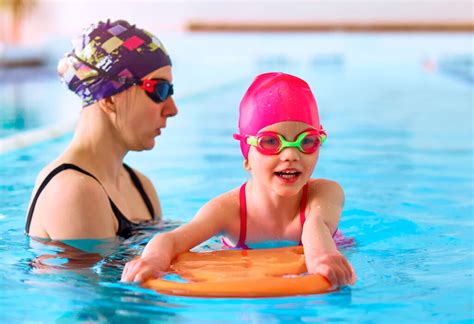 Niños con miedo al agua Consejos para motivarlos a superarlo Sport