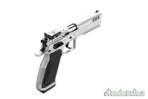 Pistole Pistola Semiautomatica Di Marca Tanfoglio Calibro 9x21