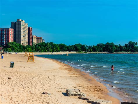 Best Chicago Beaches To Explore For Sunny Summer Fun