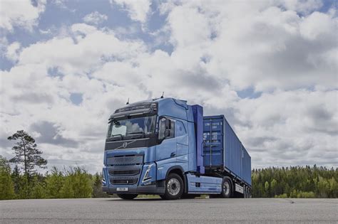 Volvo Trucks Begins Testing Vehicles Powered By Hydrogen Powered Fuel Cells