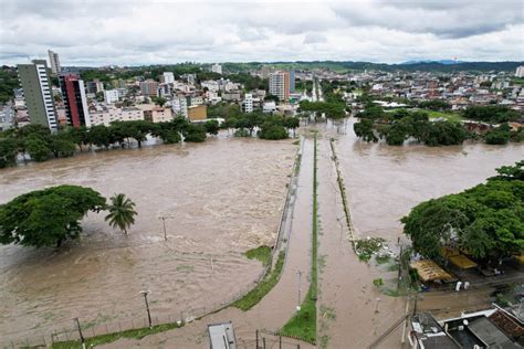 Inondations au Brésil le bilan passe à plus de 170 morts IVOIRE TV5