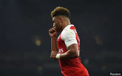 Arsenal Fans React To Alex Oxlade Chamberlain S Performance Against