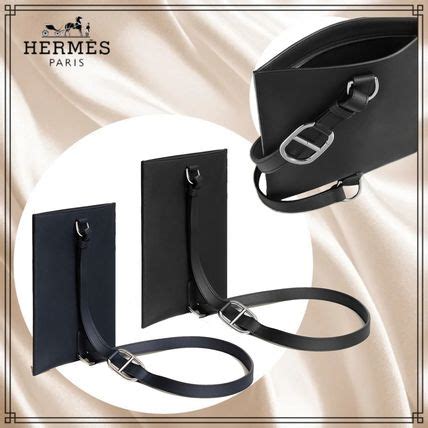 2色展開HERMESPortefeuille Pochenplus ショルダーバッグ HERMES ショルダーバッグ