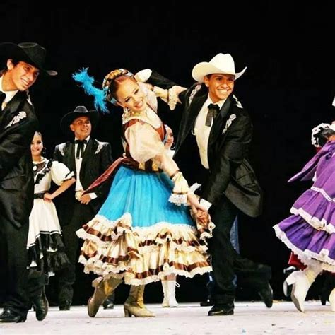 Polka Chihuahua Chihuahua Trajes Tipicos De Mexico Vestimenta Mexicana