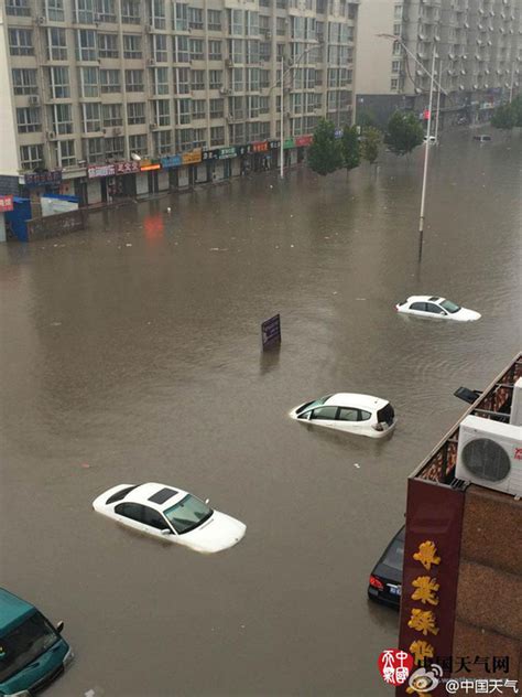 河北邯郸遭遇大暴雨 内涝严重组图凤凰资讯