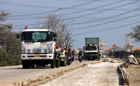 Pengecoran Jalur Pantura Semarang Demak Foto 3 1853664 TribunNews